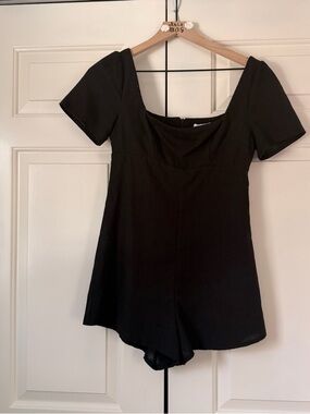 Princess Polly Black Linen Romper XXS | Minimal Summer Outfit Staple